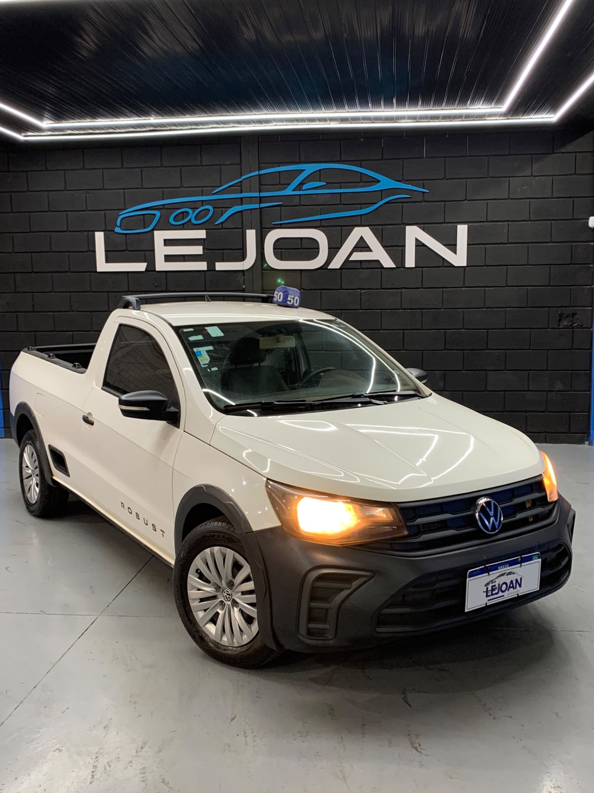 VW - VolksWagen Saveiro Robust 1.6 Total Flex 16V 