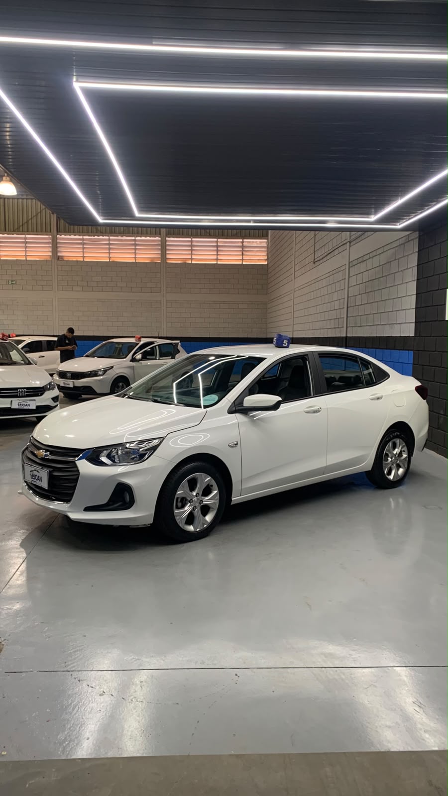 GM - Chevrolet ONIX SEDAN Plus LTZ 1.0 12V TB Flex Aut. - Foto 4