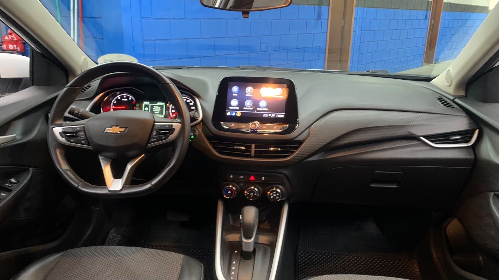 GM - Chevrolet ONIX SEDAN Plus LTZ 1.0 12V TB Flex Aut. - Foto 2