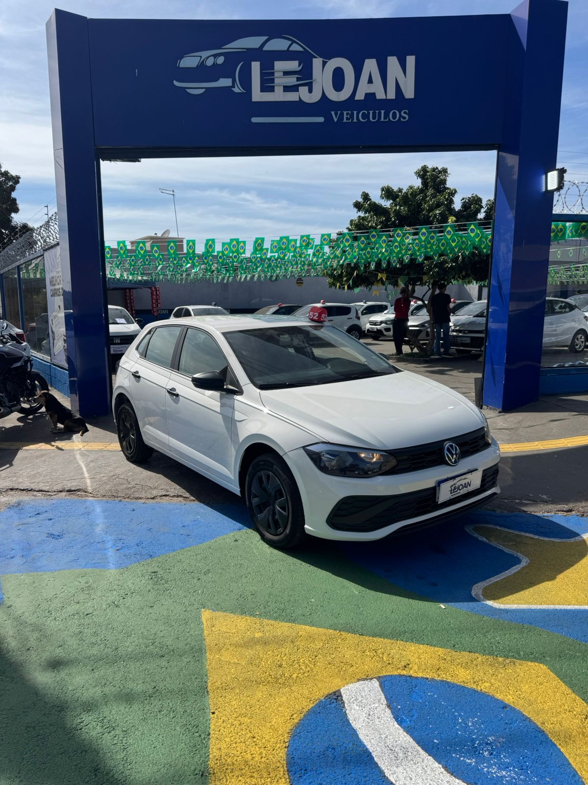 VW - VolksWagen Polo Track 1.0 Flex 12V 5p